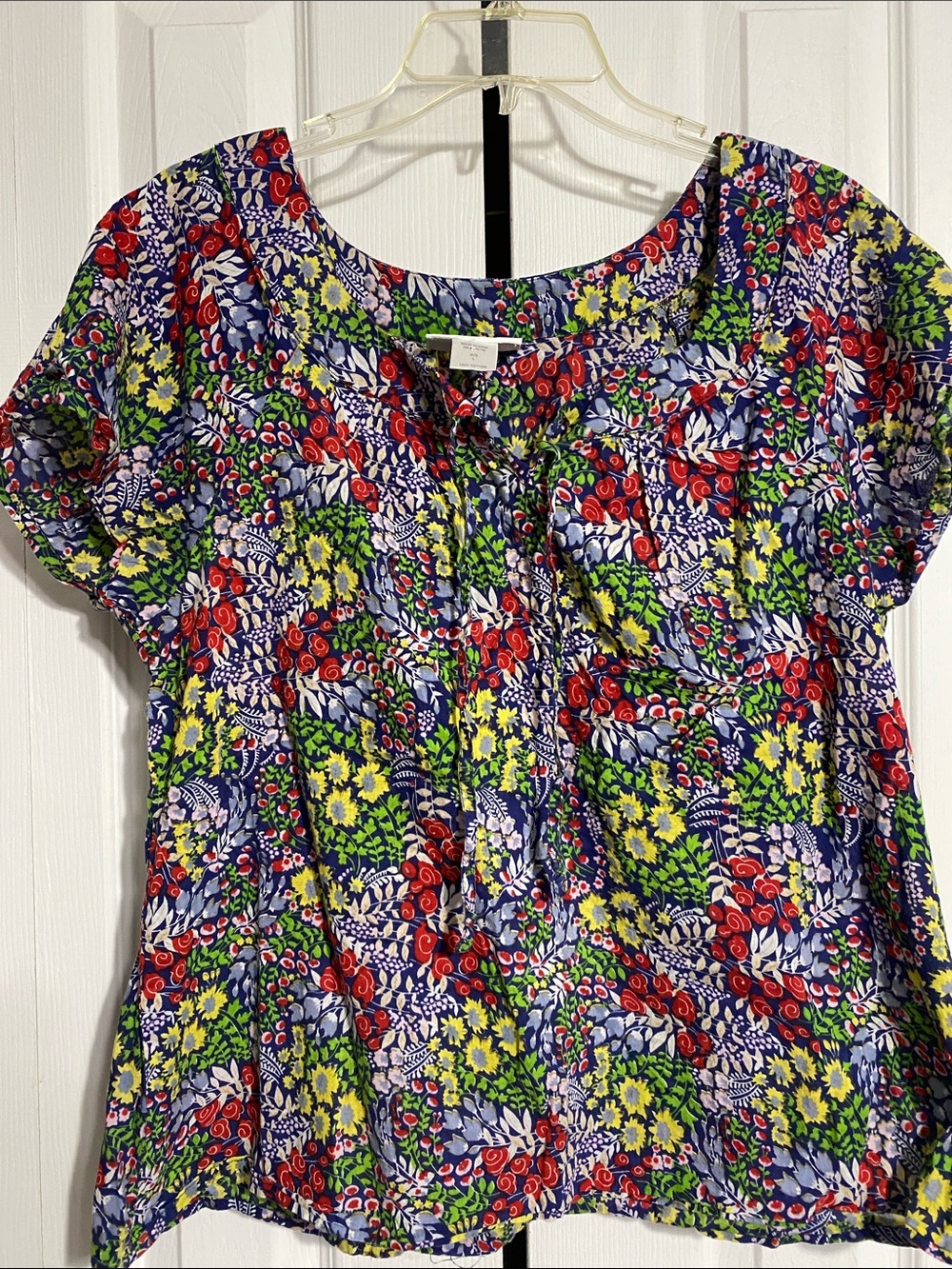 CUTE Serengeti cotton lightweight Floral top size LARGE